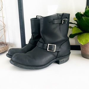 FRYE❤️Leather Engineer Boots❤️Women’s Size 9.5